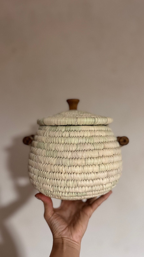 خمره کوچک دسته چوبی